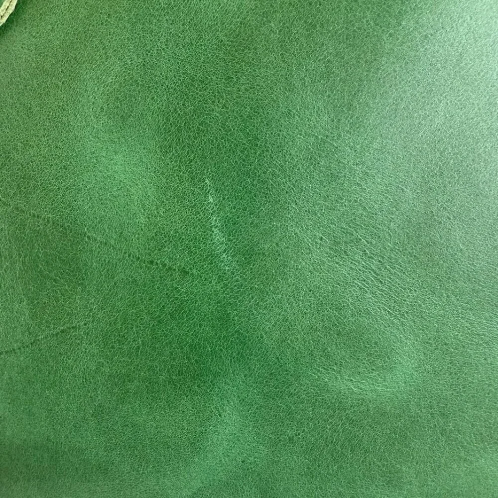 Portland Leather Small Raindrop Crossbody Bag $240 Retail. NWOT. - Picture 8 of 11